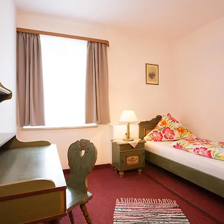 Hotel Gasthof Zum Lamm Garmisch-Partenkirchen